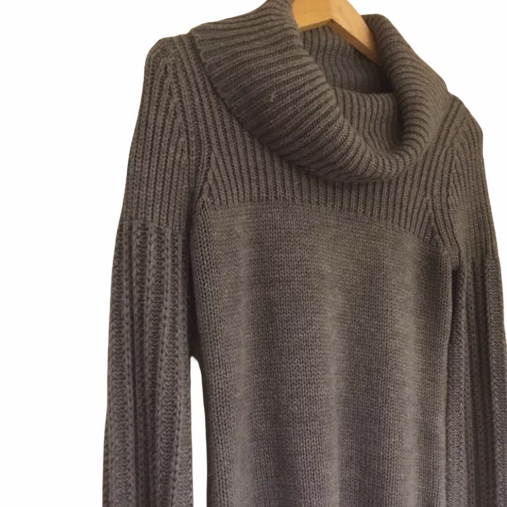 Ana Gray Turtleneck Sweater Size Medium